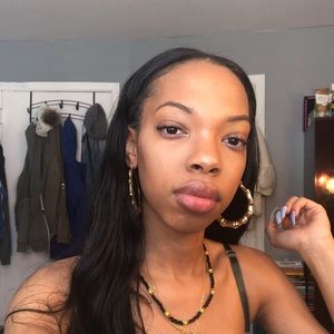 Meet your Posher, Sasha